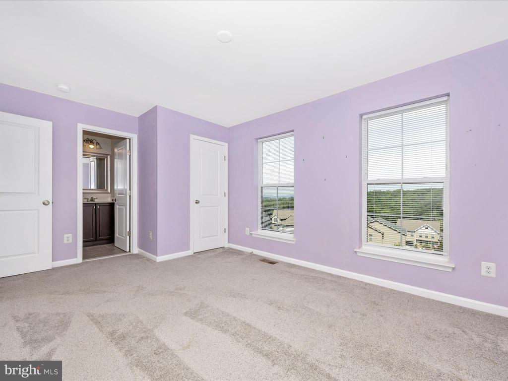 9921 Arapahoe Rd