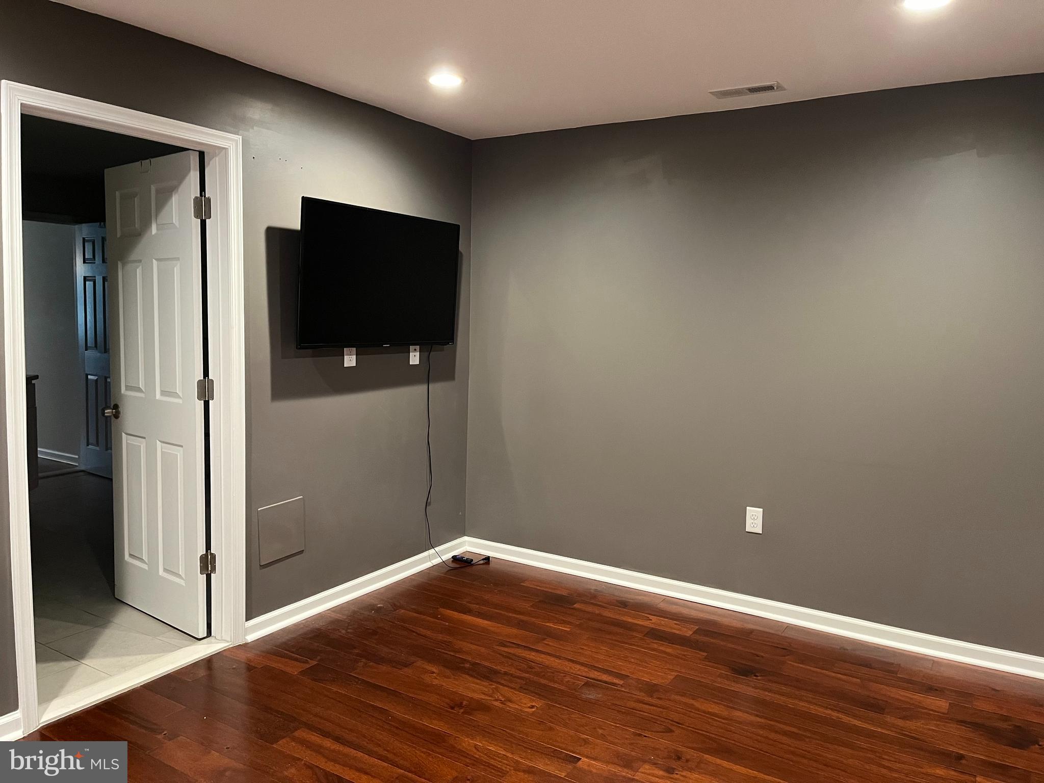 104 Mercer Ct #11 2b