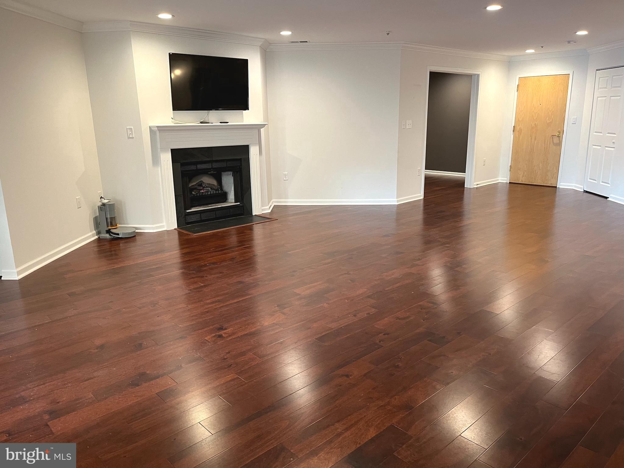 104 Mercer Ct #11 2b