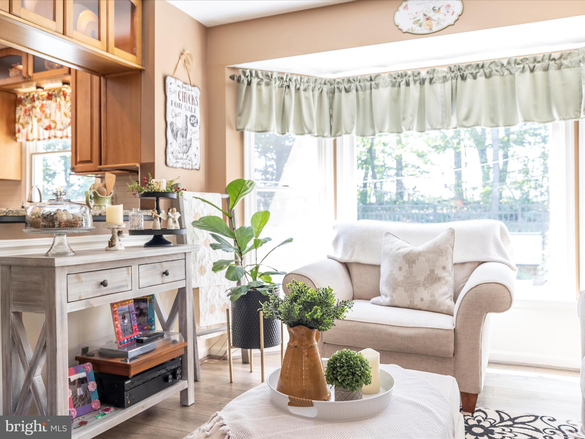 12348-A Sherwood Forest Dr