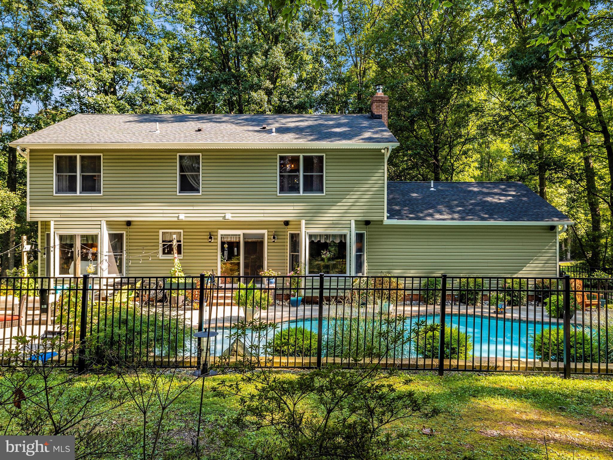 12348-A Sherwood Forest Dr