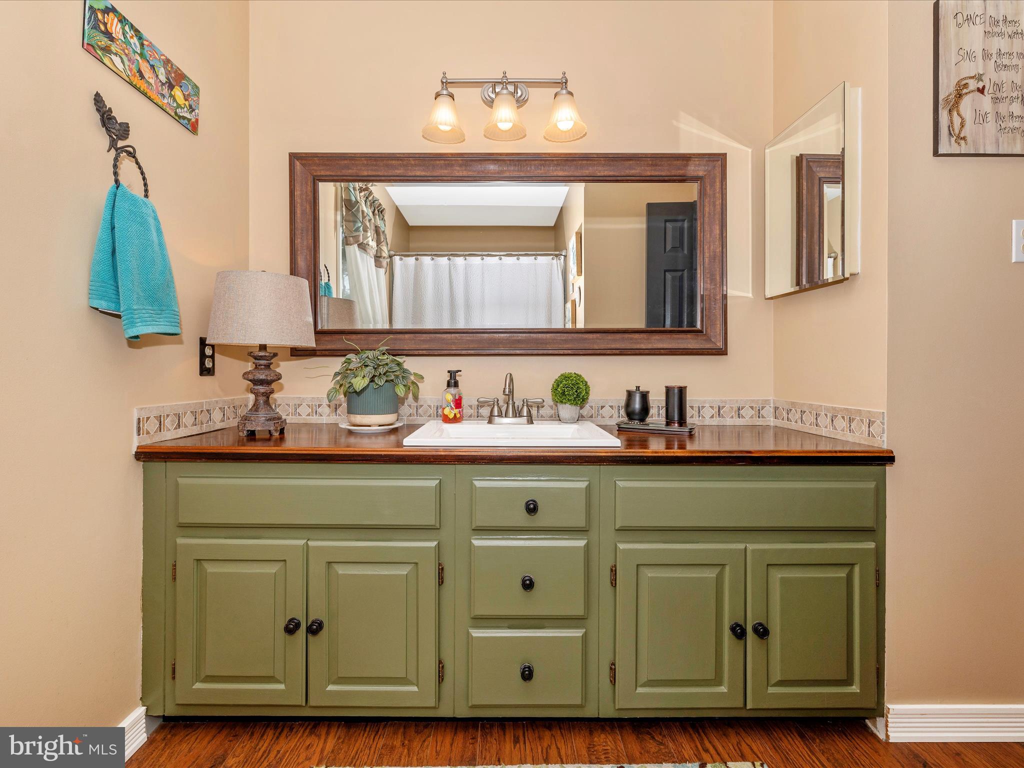 12348-A Sherwood Forest Dr