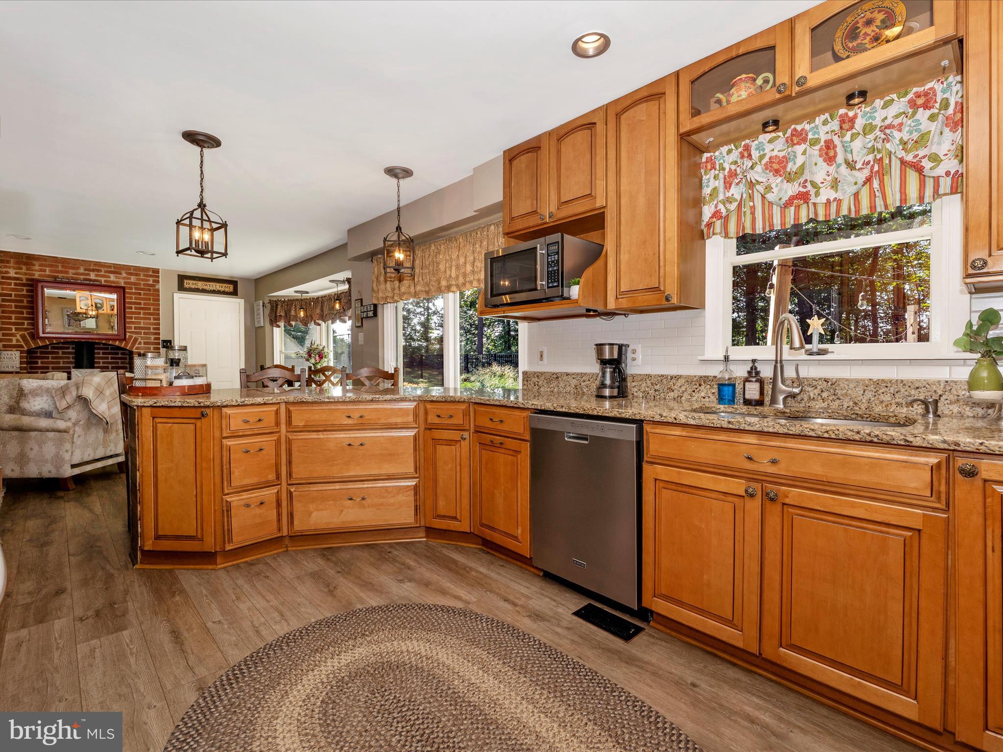 12348-A Sherwood Forest Dr