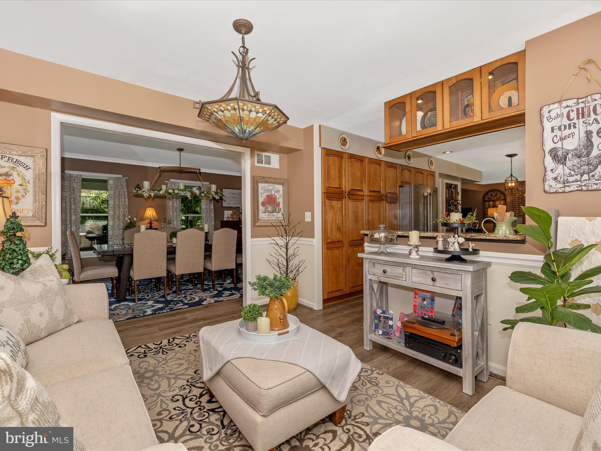 12348-A Sherwood Forest Dr