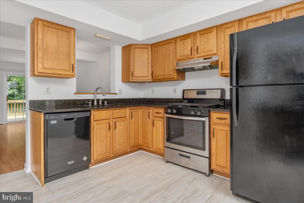 5627 Queen Anne Ct