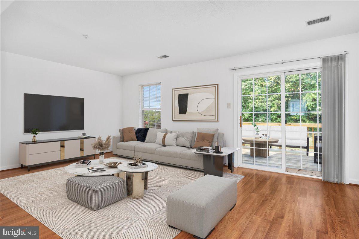 5627 Queen Anne Ct