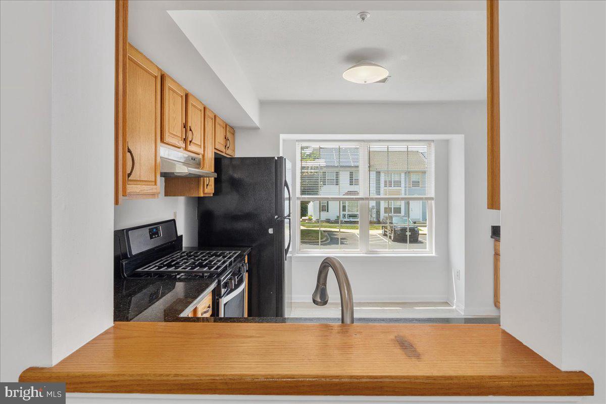 5627 Queen Anne Ct
