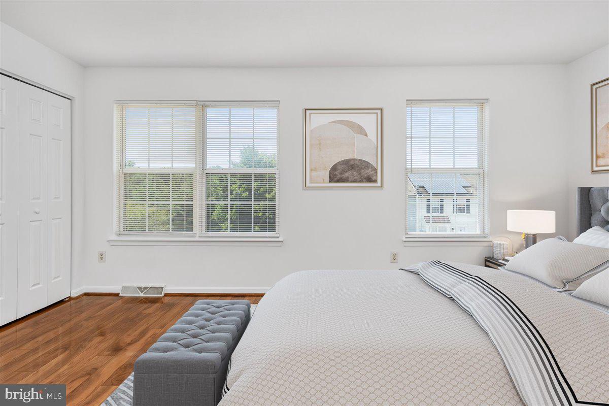 5627 Queen Anne Ct
