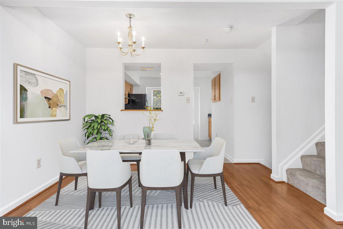 5627 Queen Anne Ct