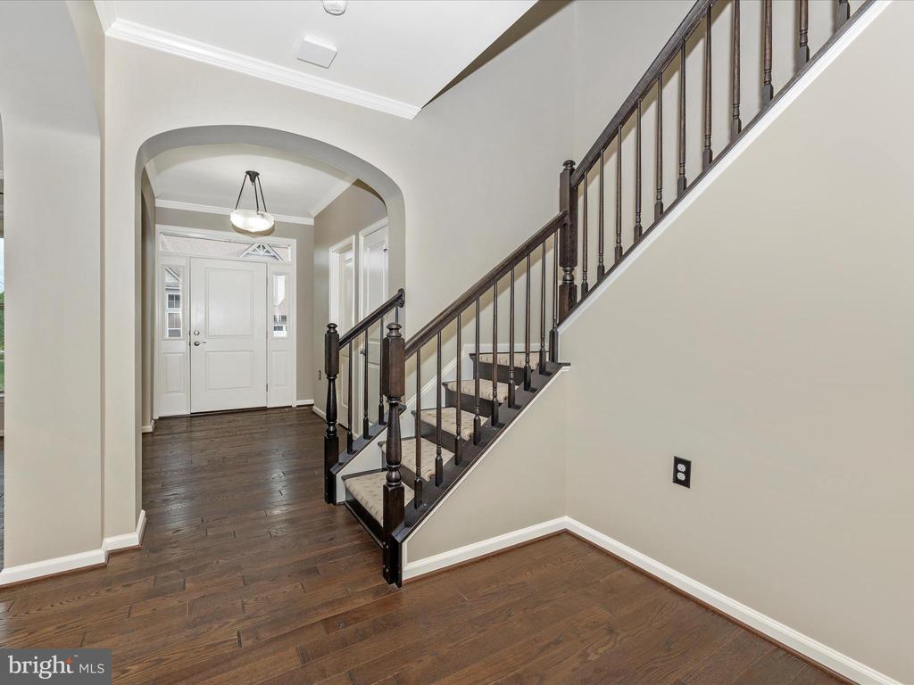 2827 Mill Island Pkwy