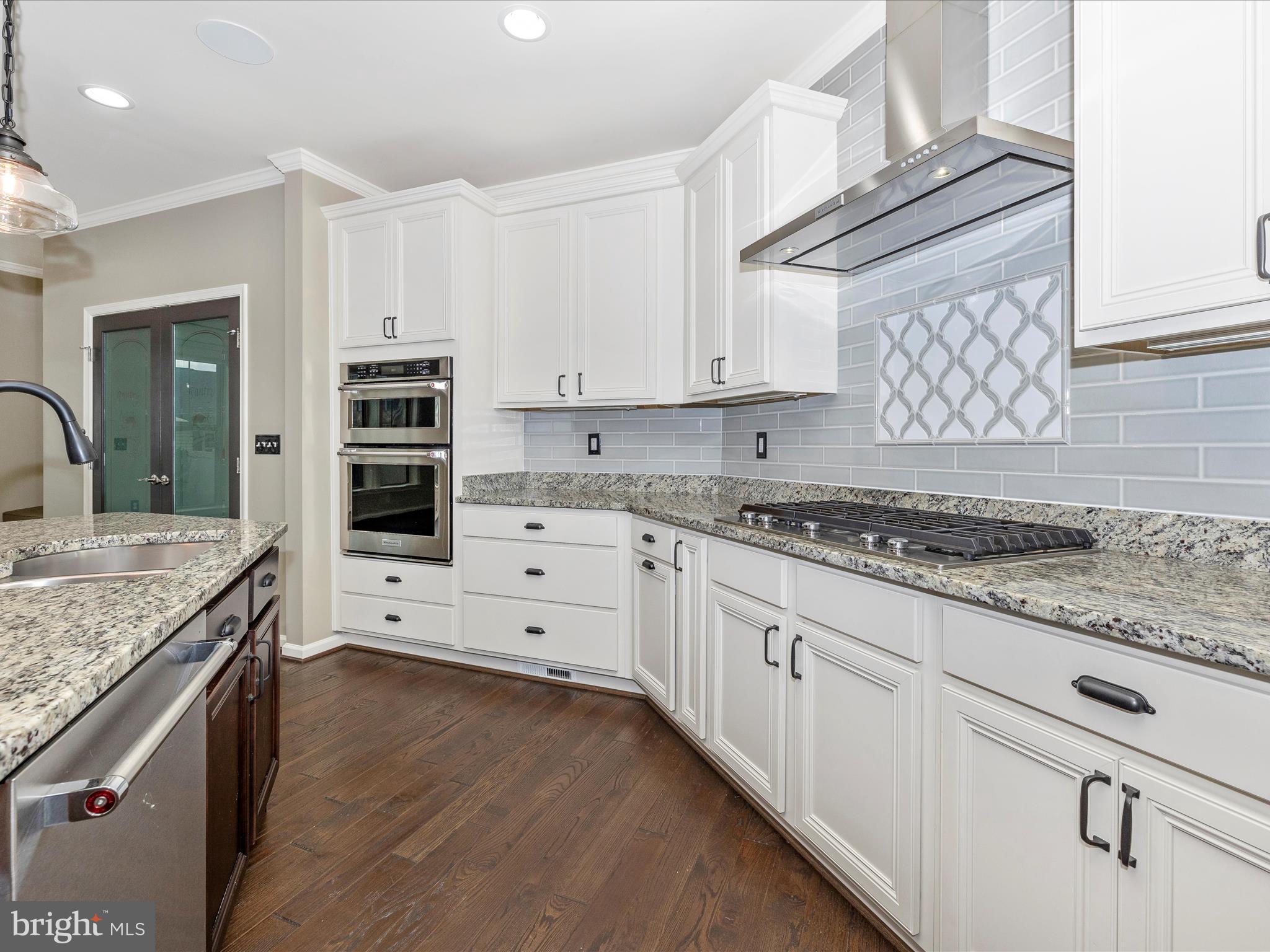 2827 Mill Island Pkwy