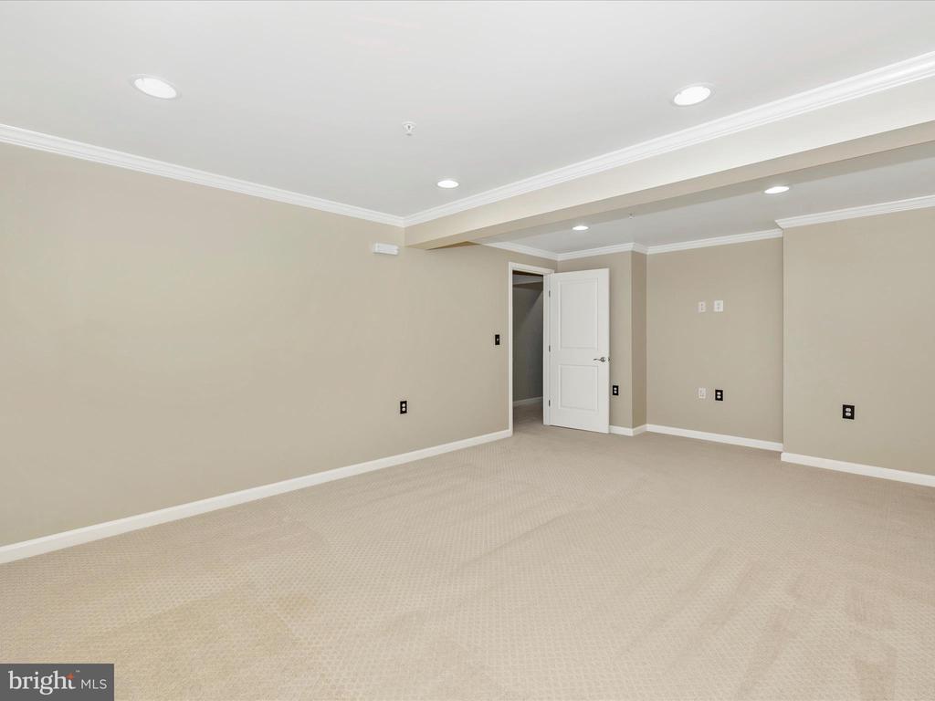 2827 Mill Island Pkwy