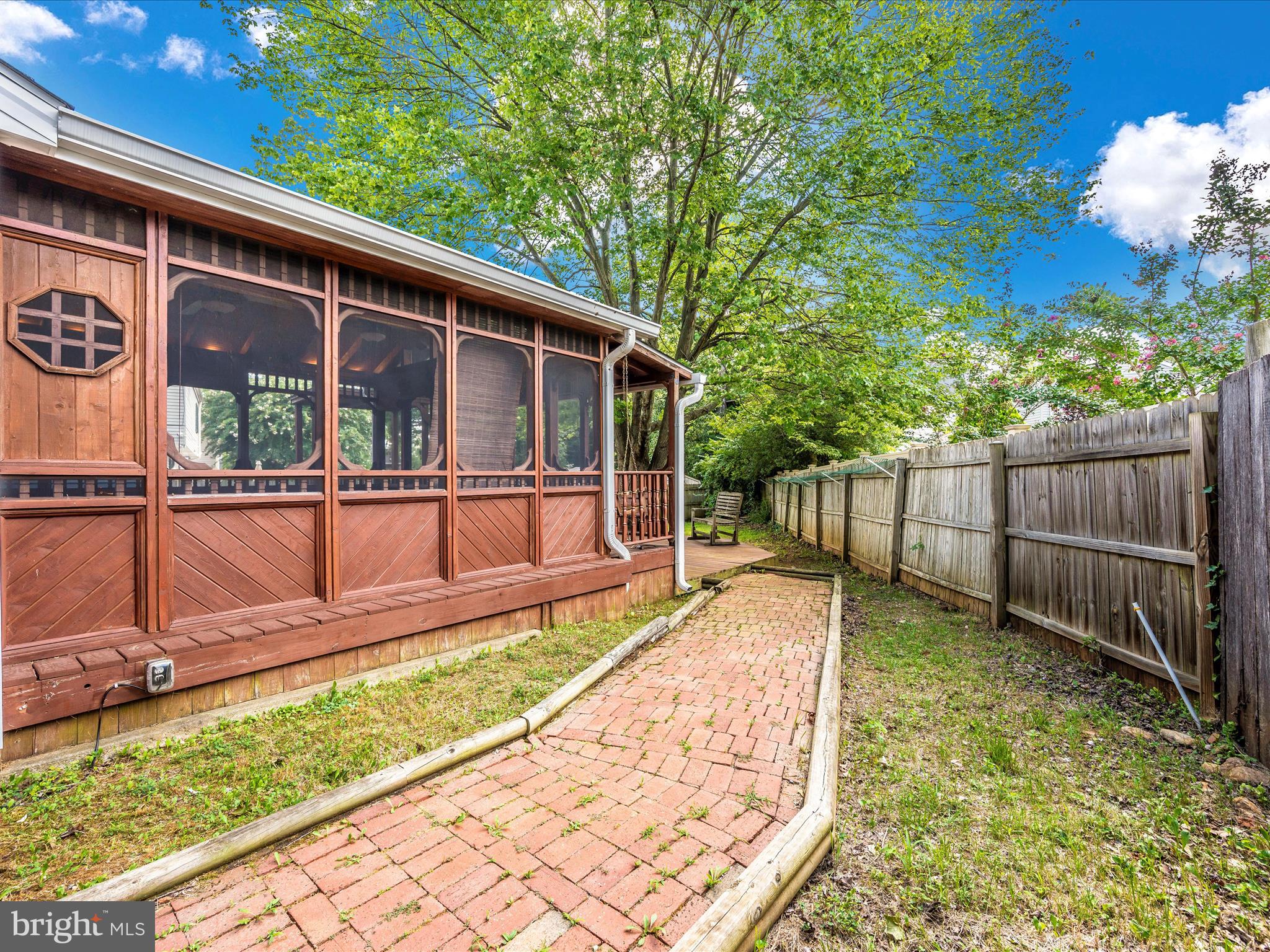 1524 Andover Ln