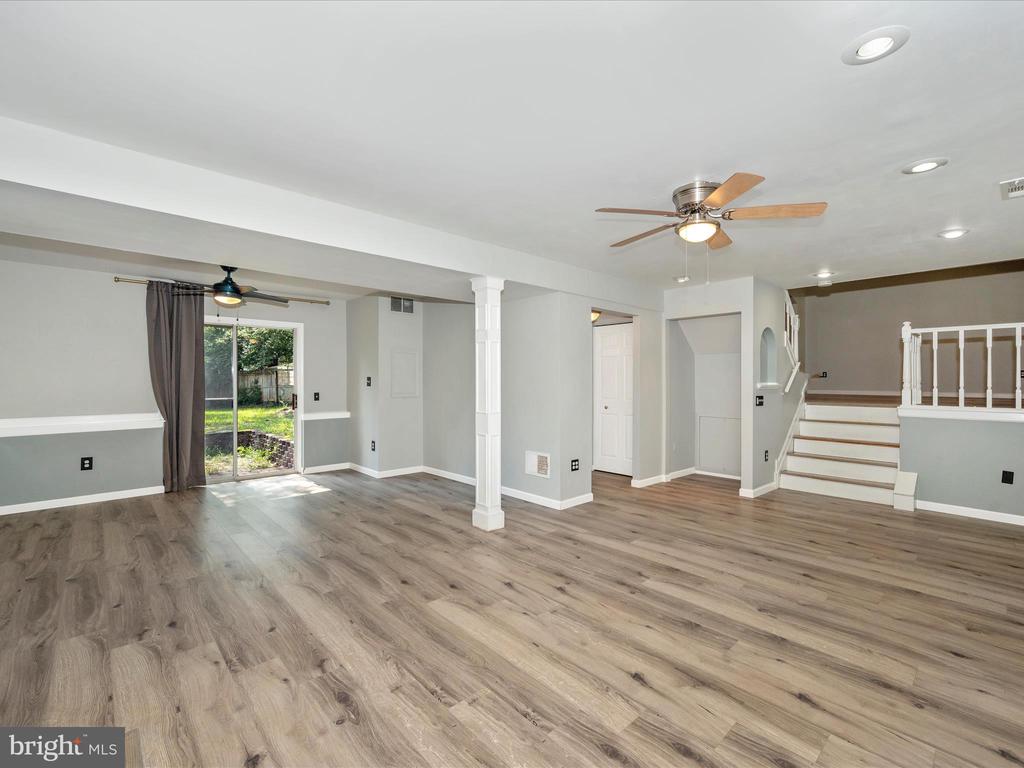 1524 Andover Ln