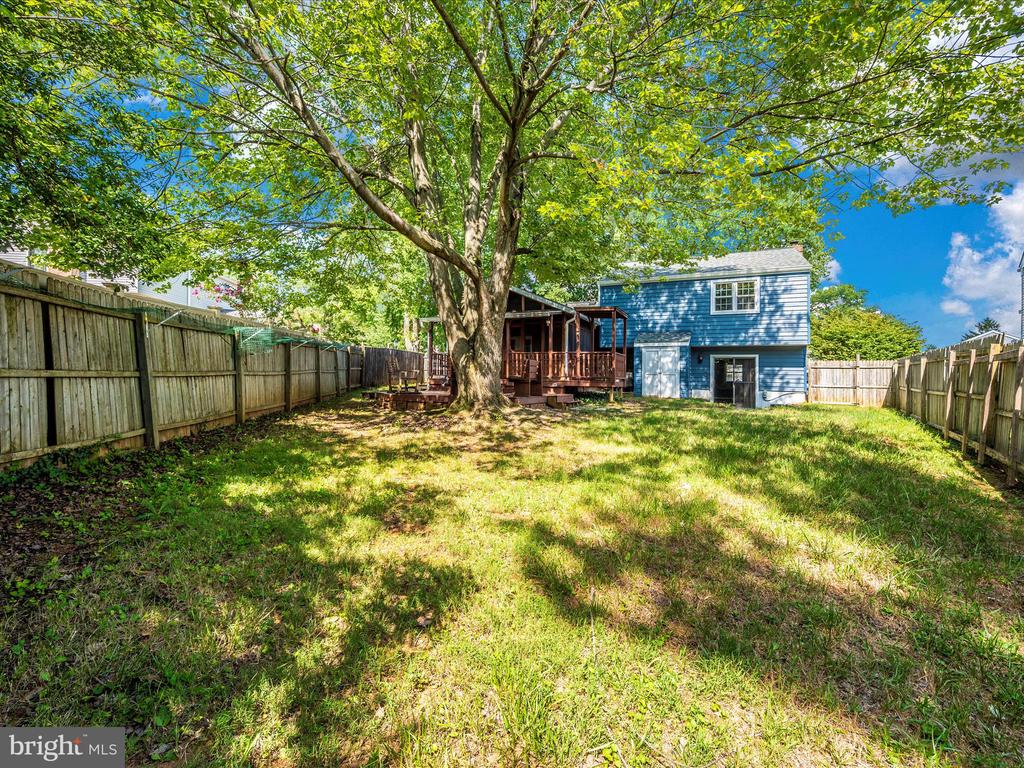 1524 Andover Ln