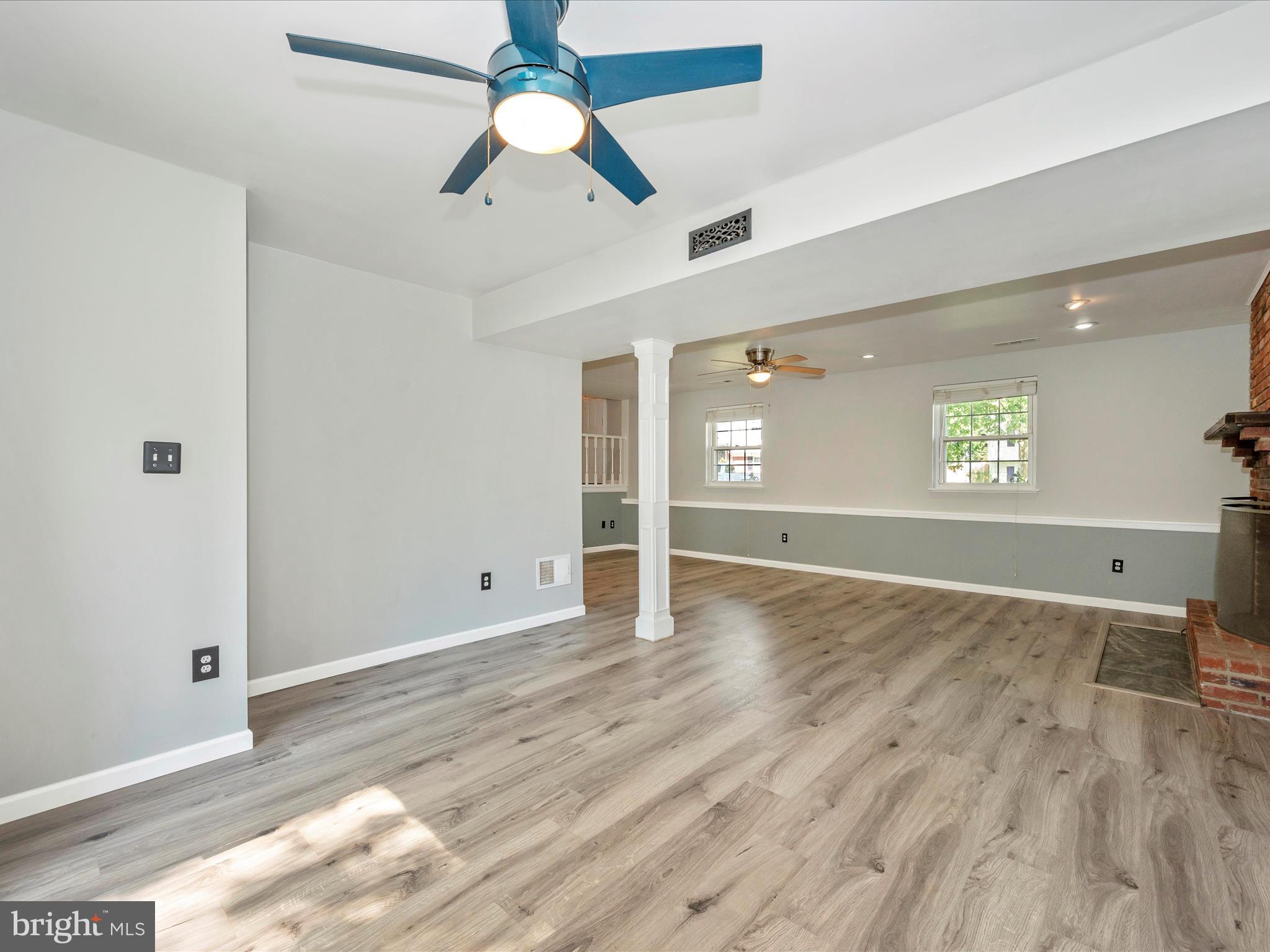 1524 Andover Ln