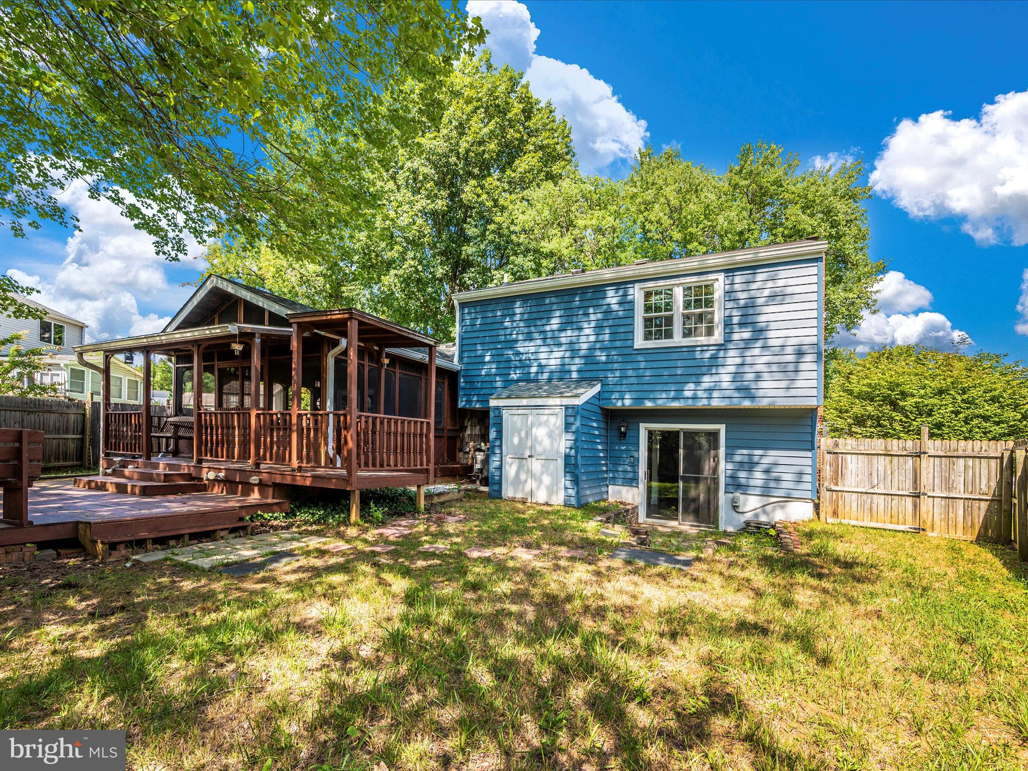 1524 Andover Ln