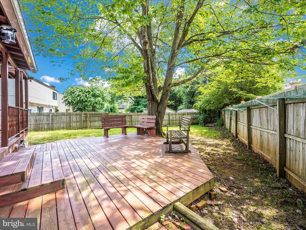 1524 Andover Ln