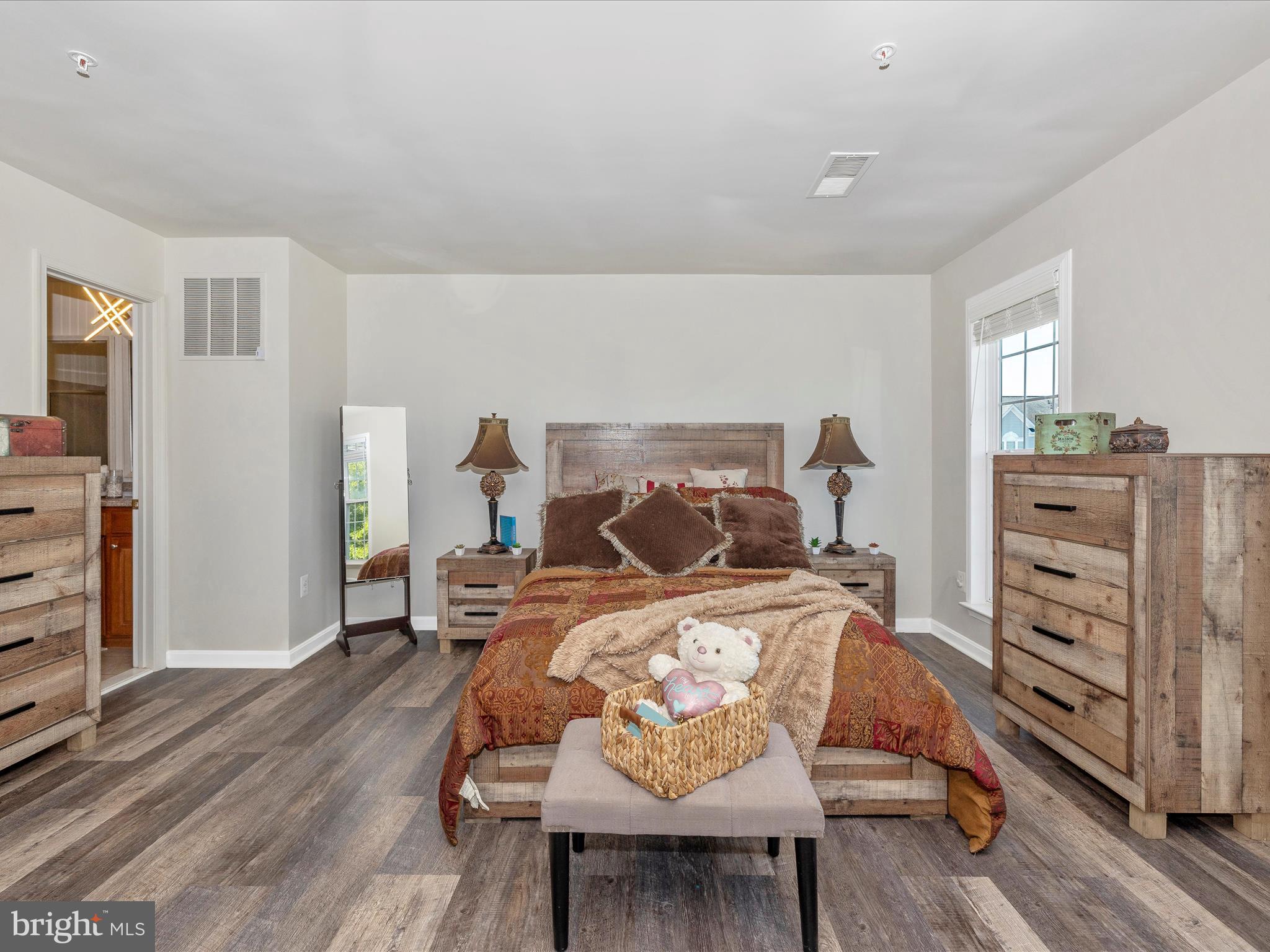 107 Swallow Pointe Ct