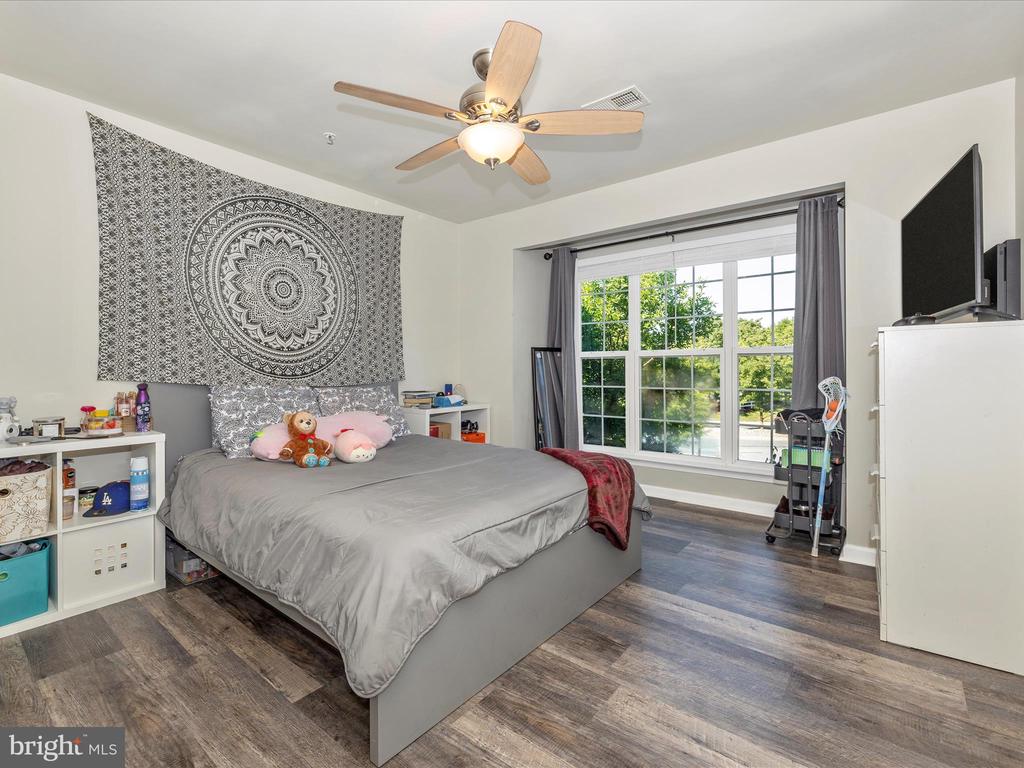 107 Swallow Pointe Ct