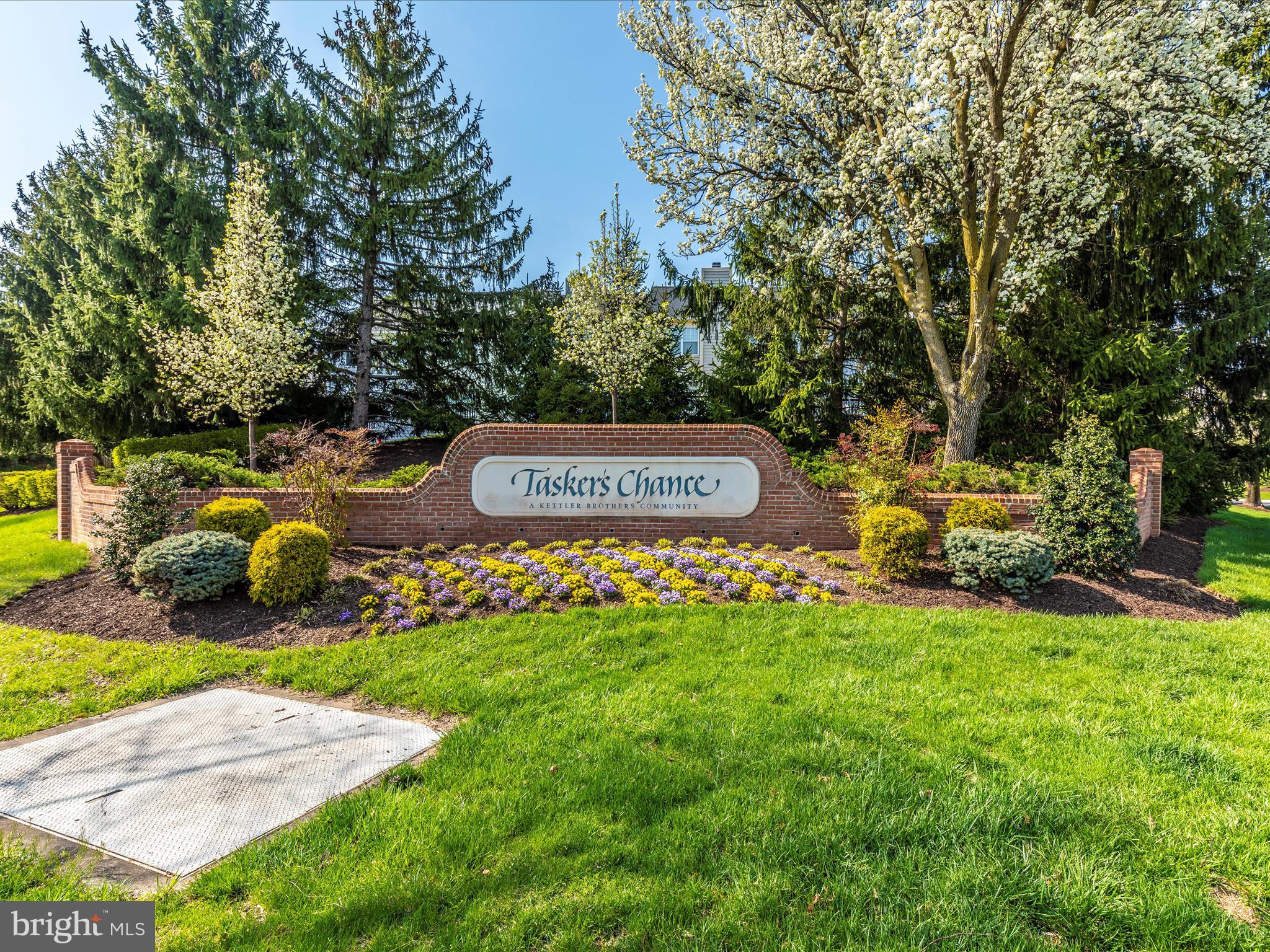 107 Swallow Pointe Ct