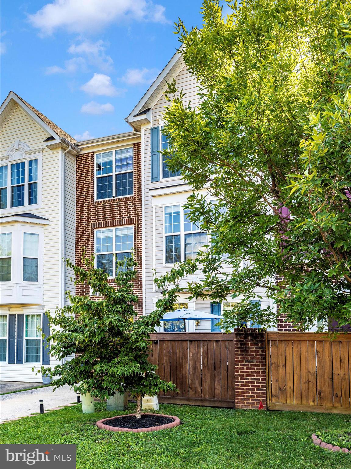 107 Swallow Pointe Ct