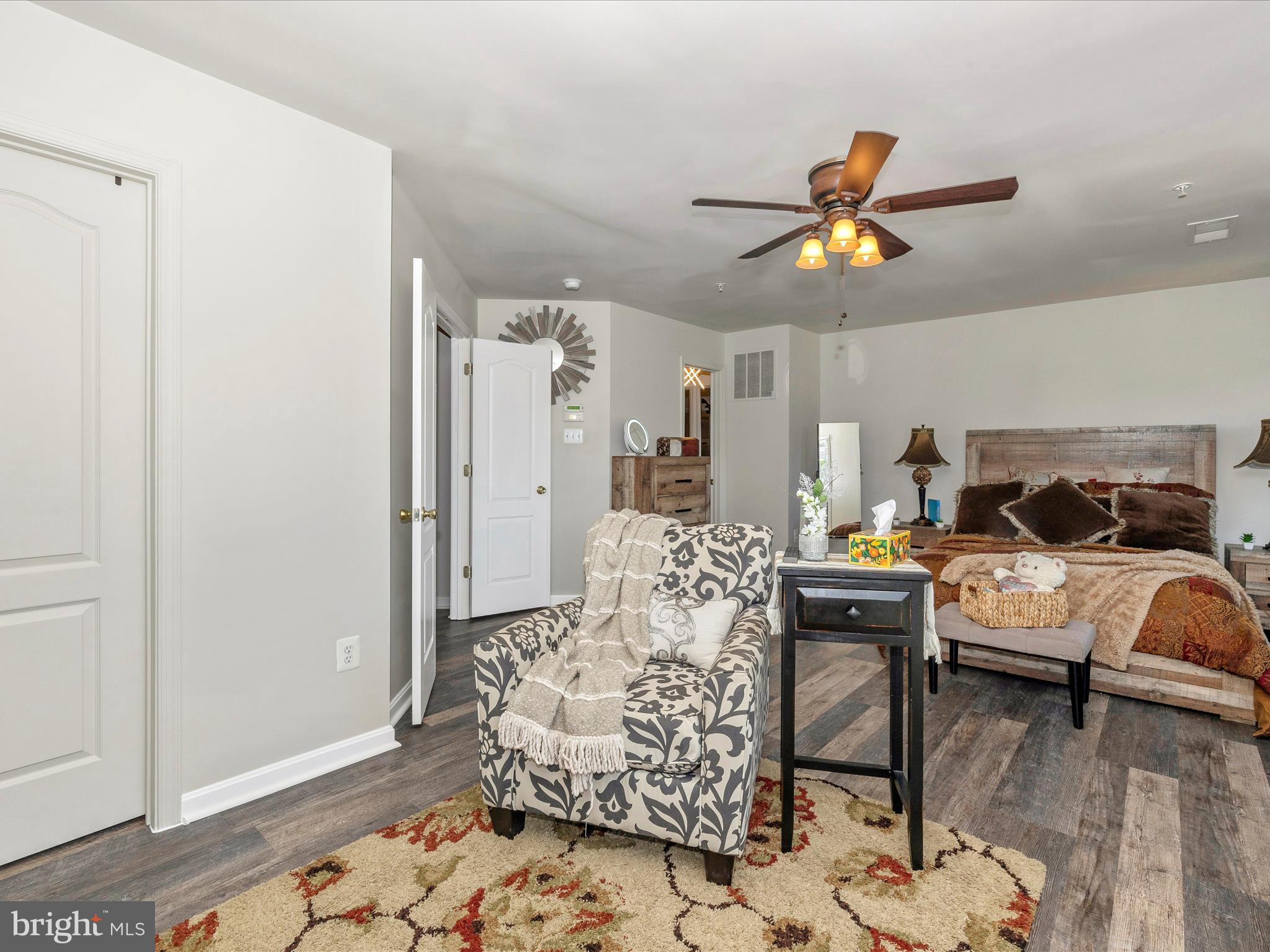 107 Swallow Pointe Ct