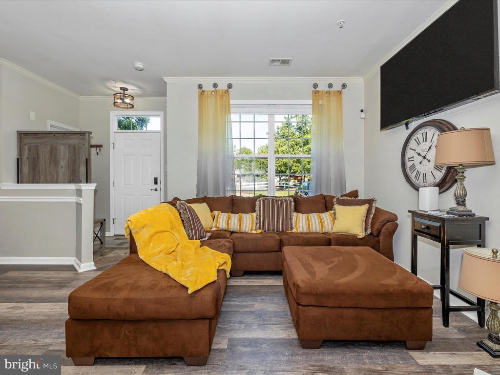 107 Swallow Pointe Ct