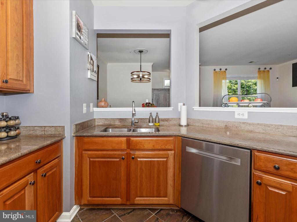 107 Swallow Pointe Ct