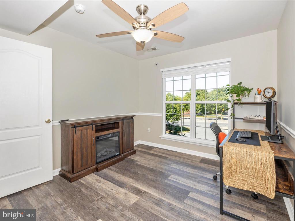 107 Swallow Pointe Ct
