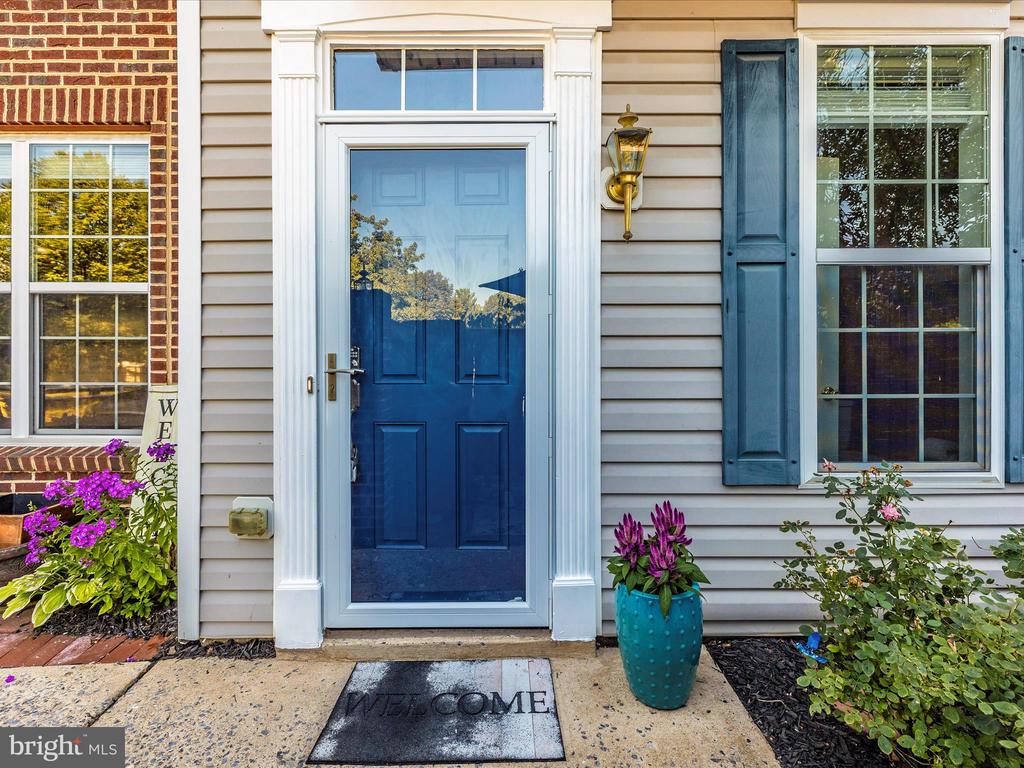 107 Swallow Pointe Ct