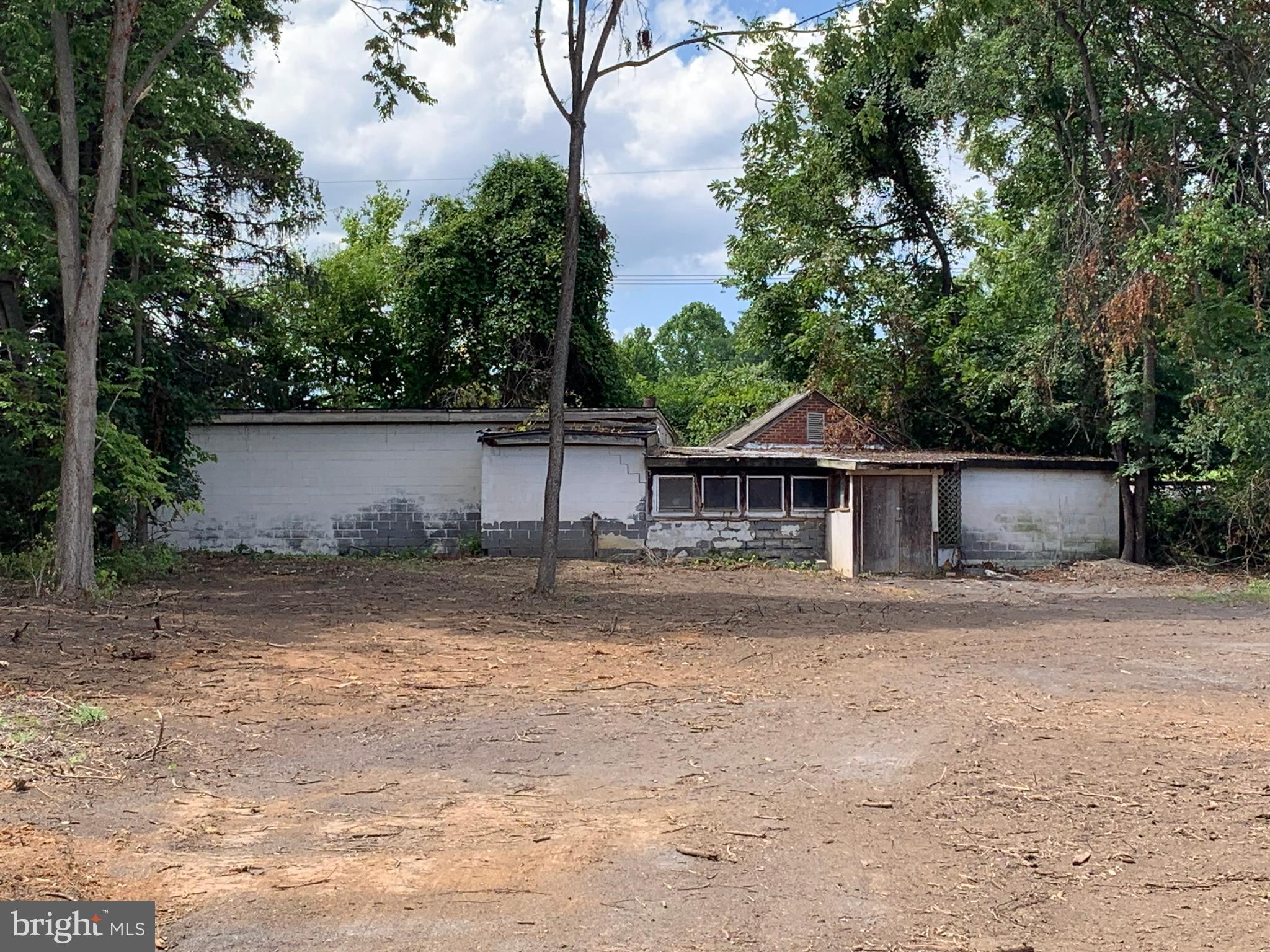 4318 Buckeystown Pike