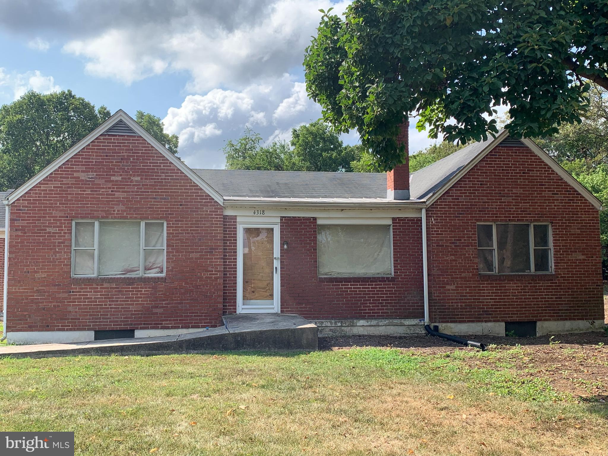 4318 Buckeystown Pike