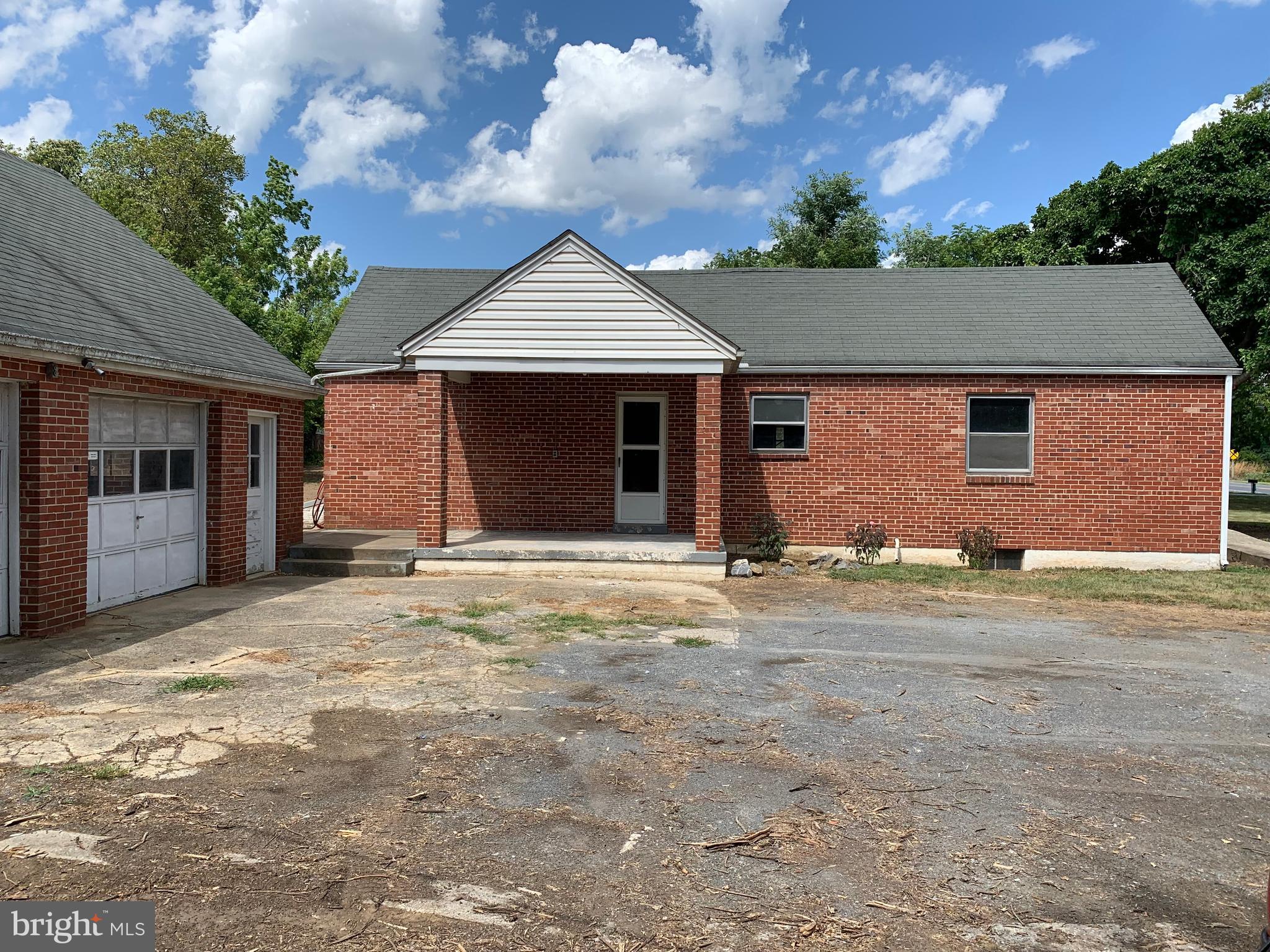 4318 Buckeystown Pike