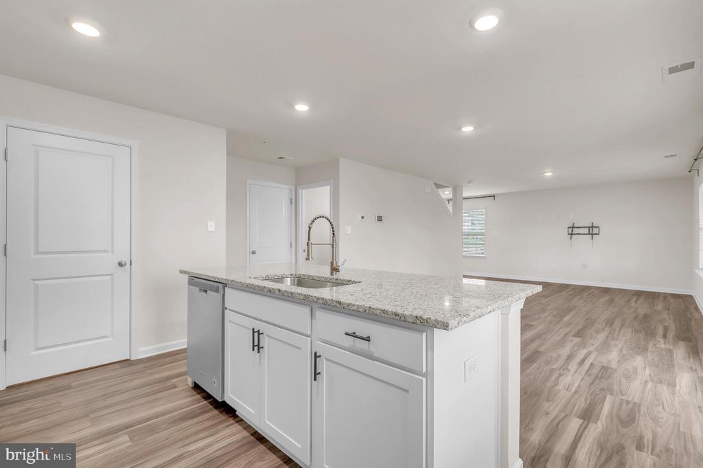 1203 Apollo Dr