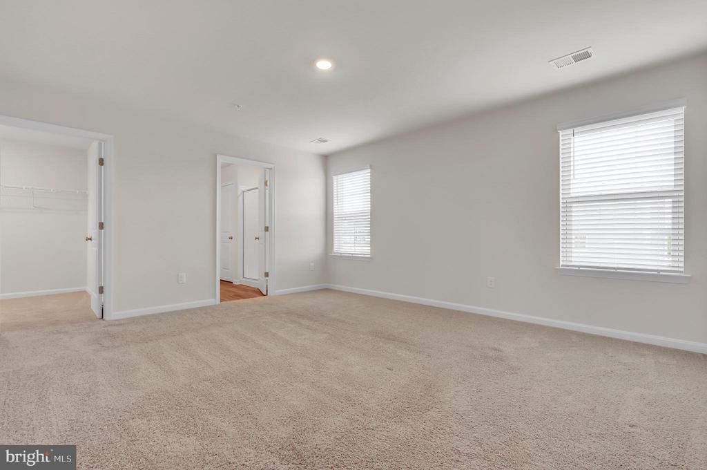 1203 Apollo Dr