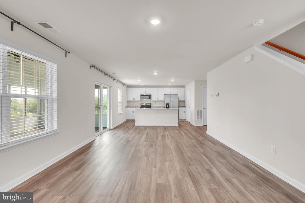 1203 Apollo Dr