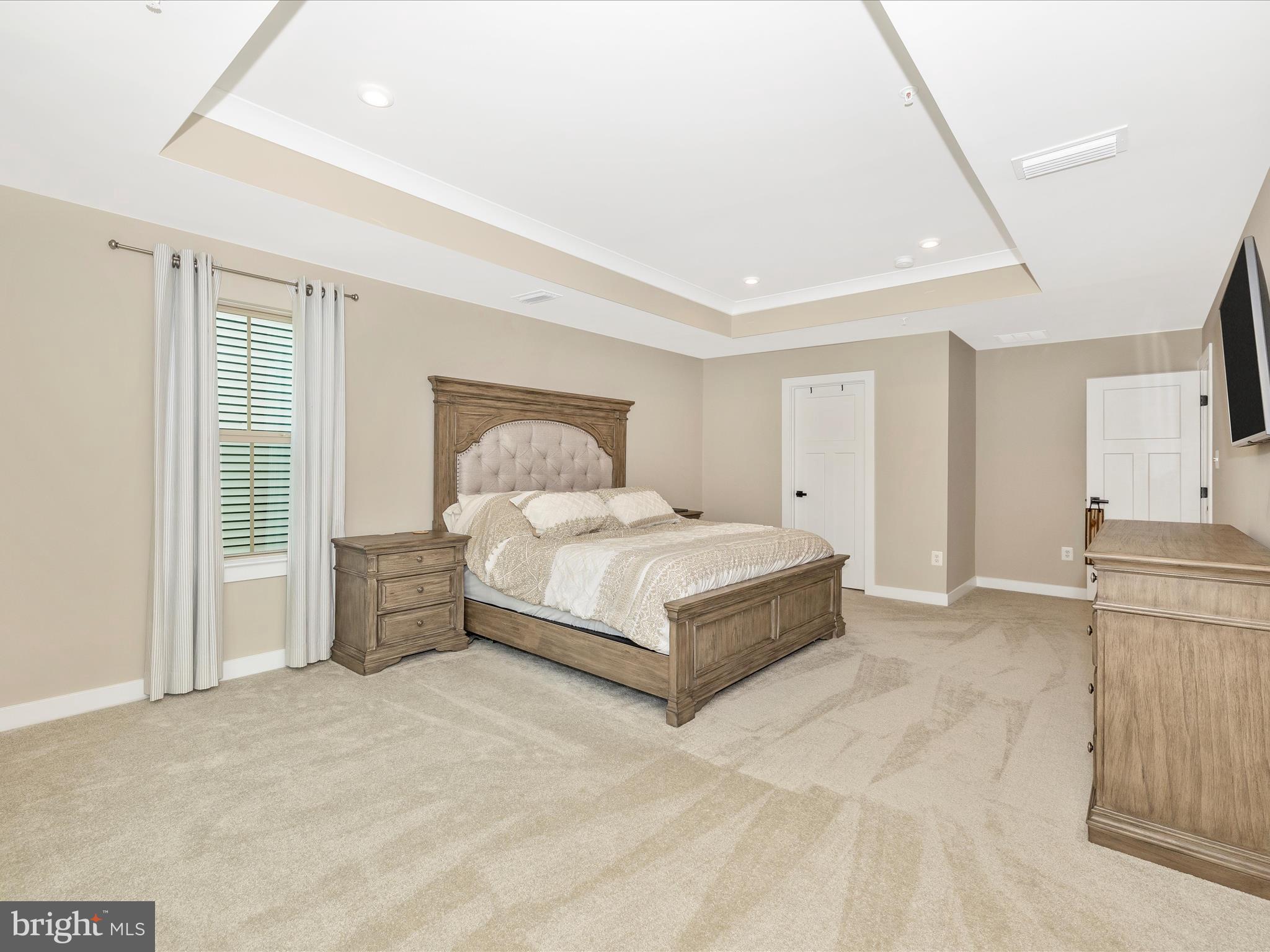 7102 Mandalong Way