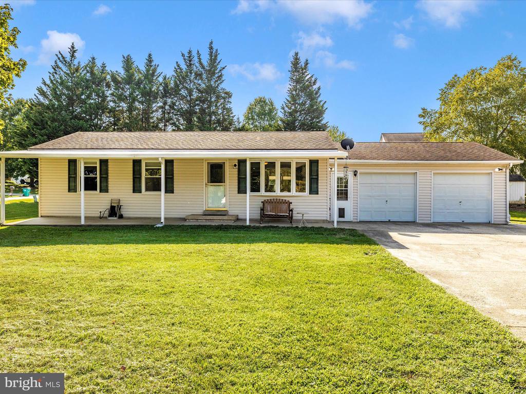 7093 Fern Ln