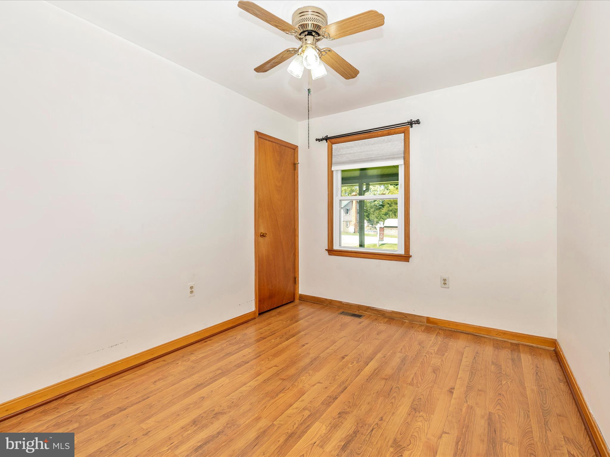 7093 Fern Ln