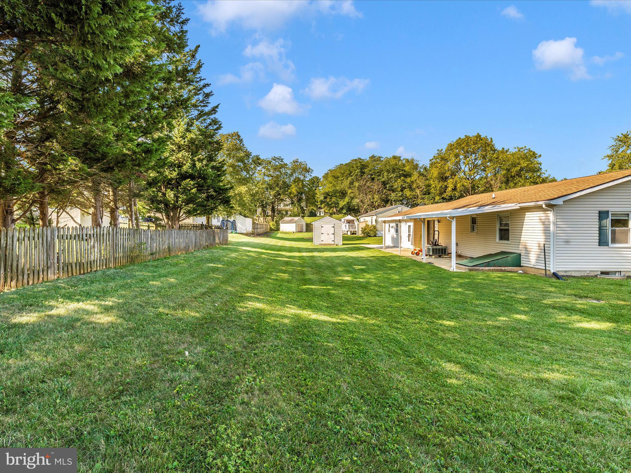 7093 Fern Ln