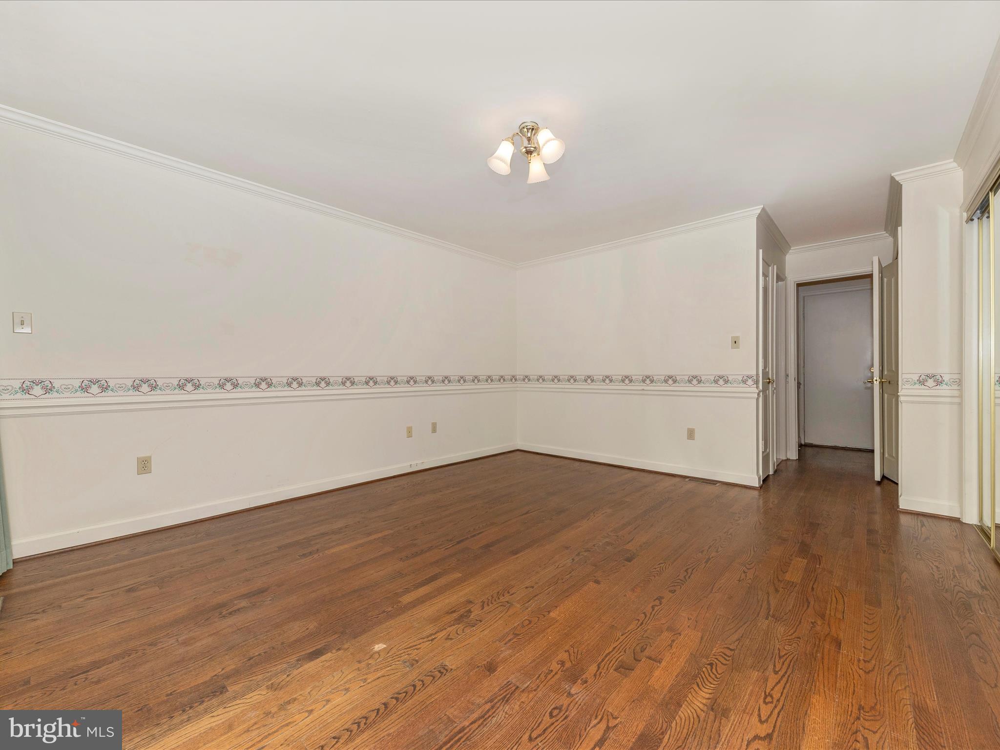 812-B Dunbrooke Ct