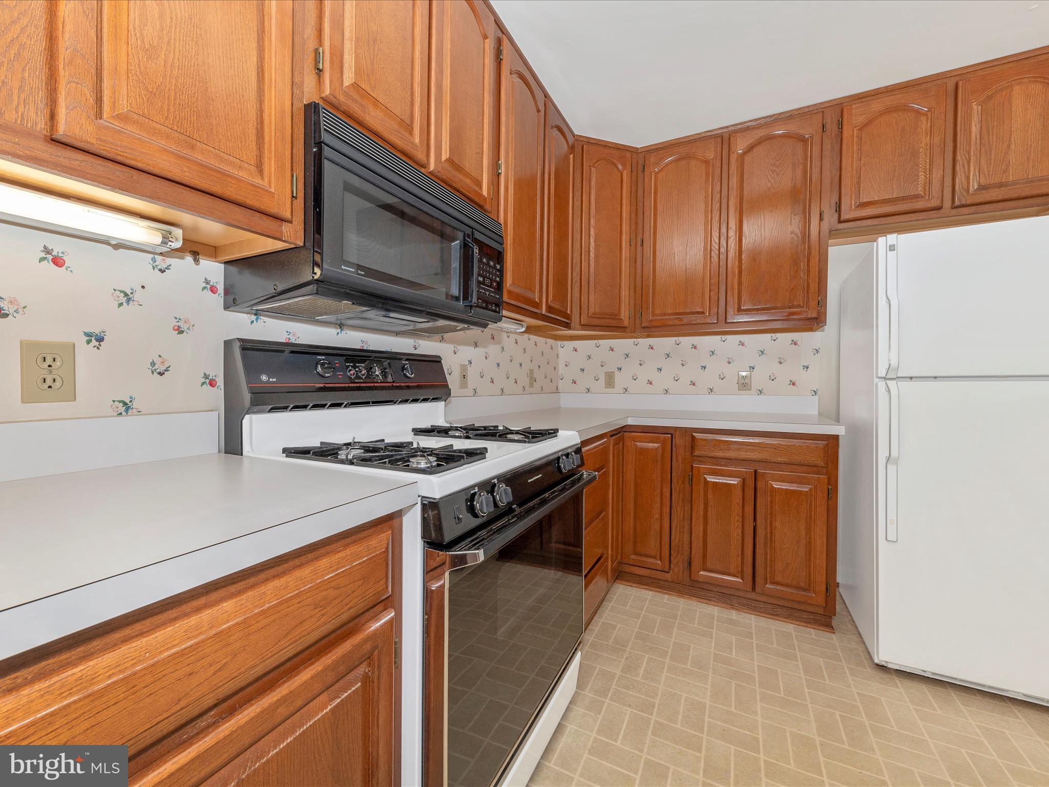 812-B Dunbrooke Ct