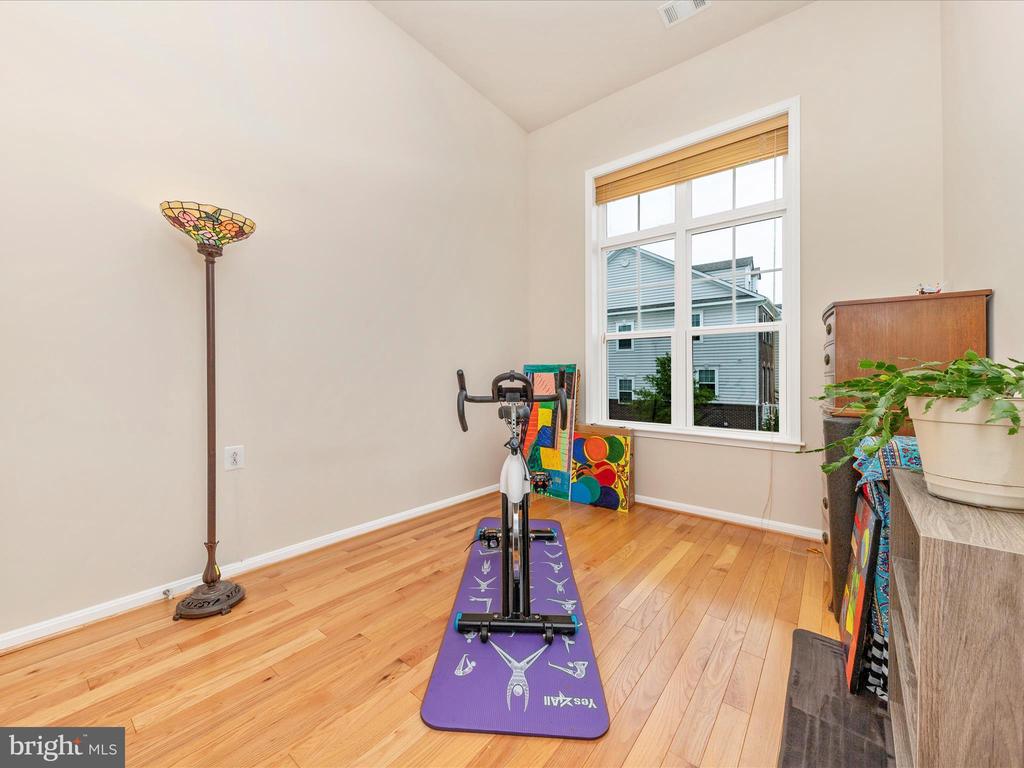 621 Blandwood Rd