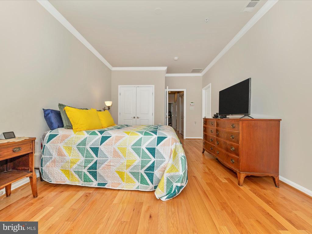 621 Blandwood Rd