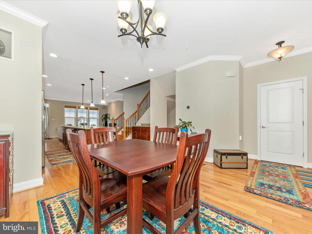 621 Blandwood Rd