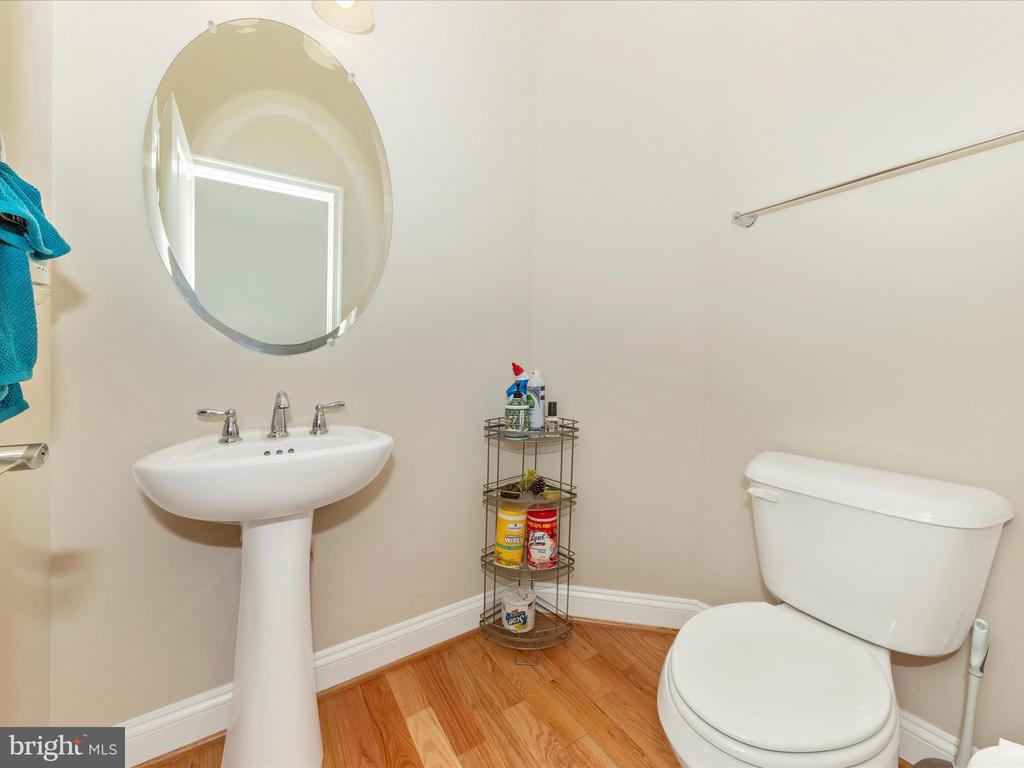 621 Blandwood Rd