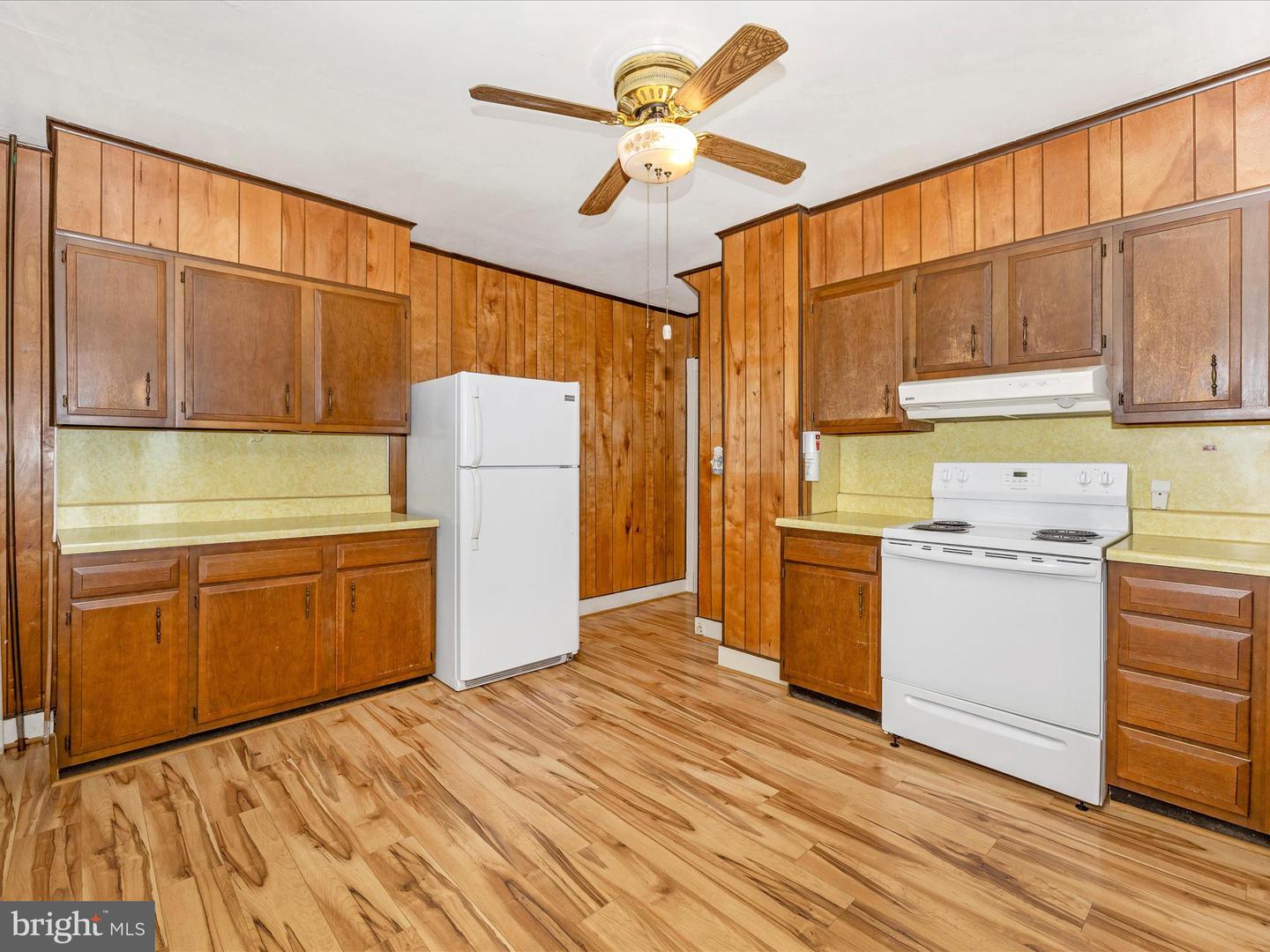 727 Motter Ave