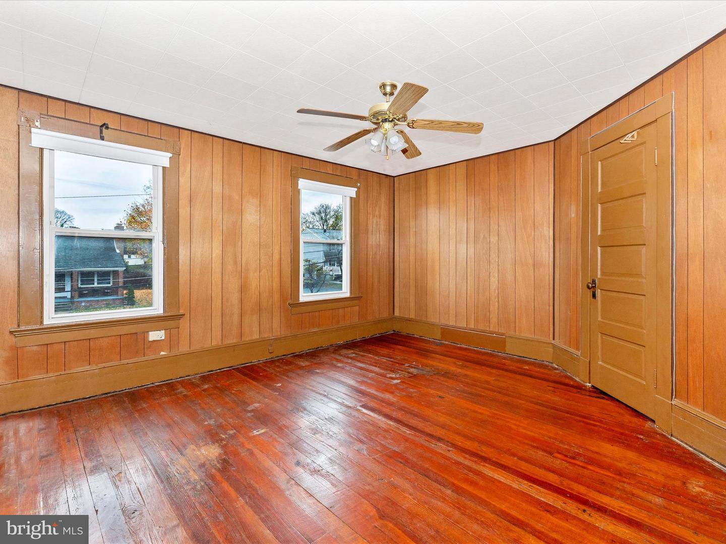 727 Motter Ave