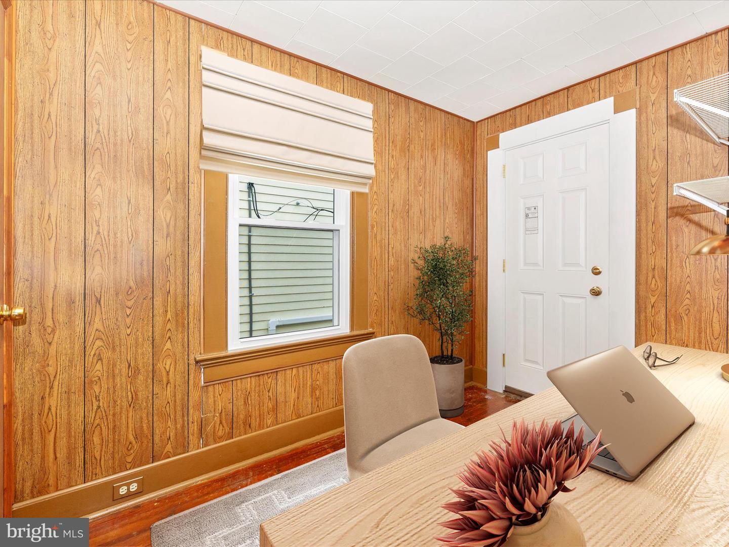 727 Motter Ave